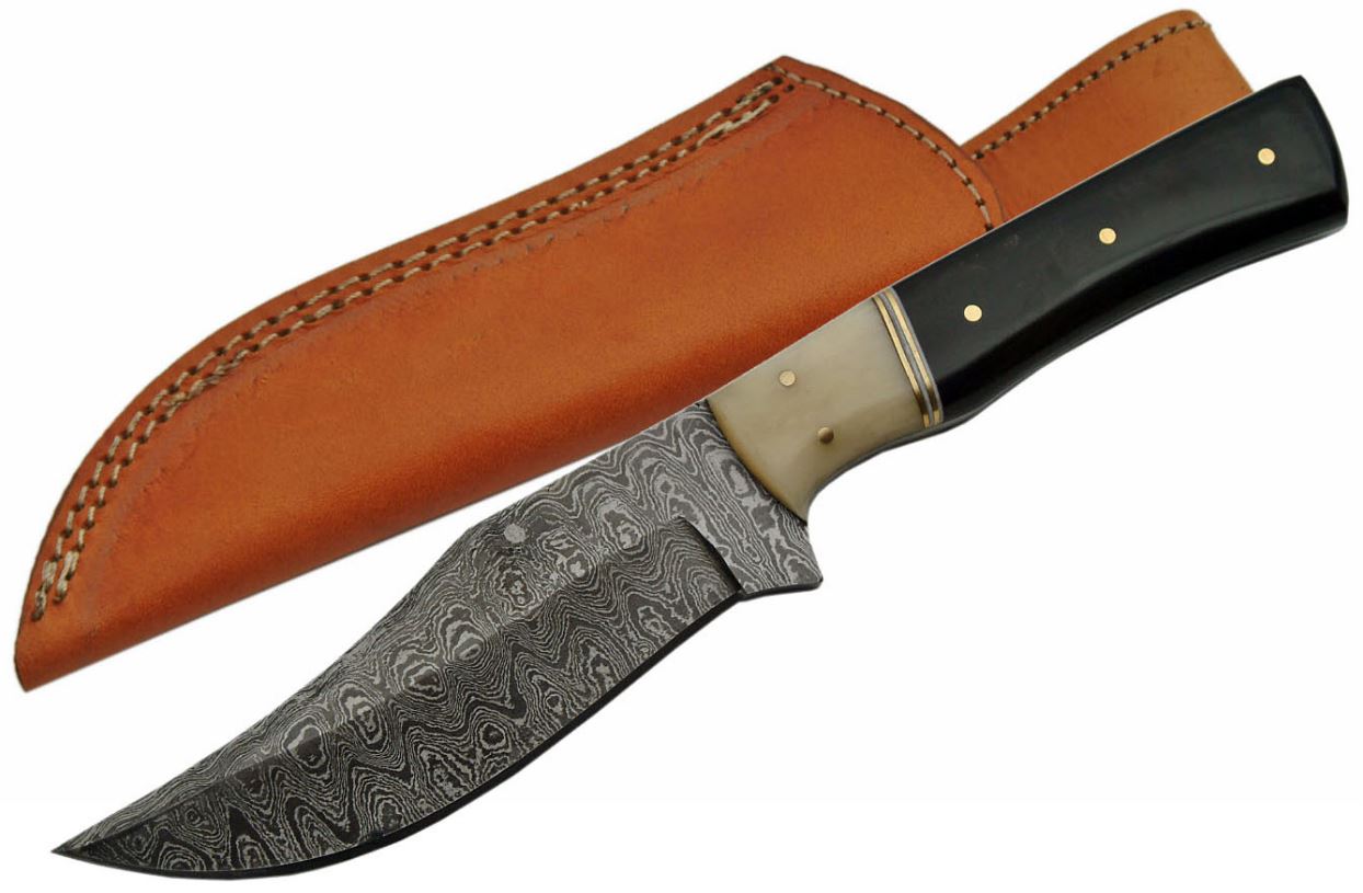 Fixed-Blade Hunting Knife 4.5in. Damascus Steel Blade Horn/Bone Handle Skinner