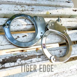 Handcuff Set Classic Silver Chain Hand Cuff Law Enforcement Police Gear
