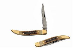 Folding Knife 2.75in. Damascus Steel Blade Stag/Brass Trapper Classic Pocket