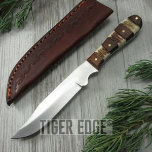 Fixed-Blade Hunting Knife | 7.5